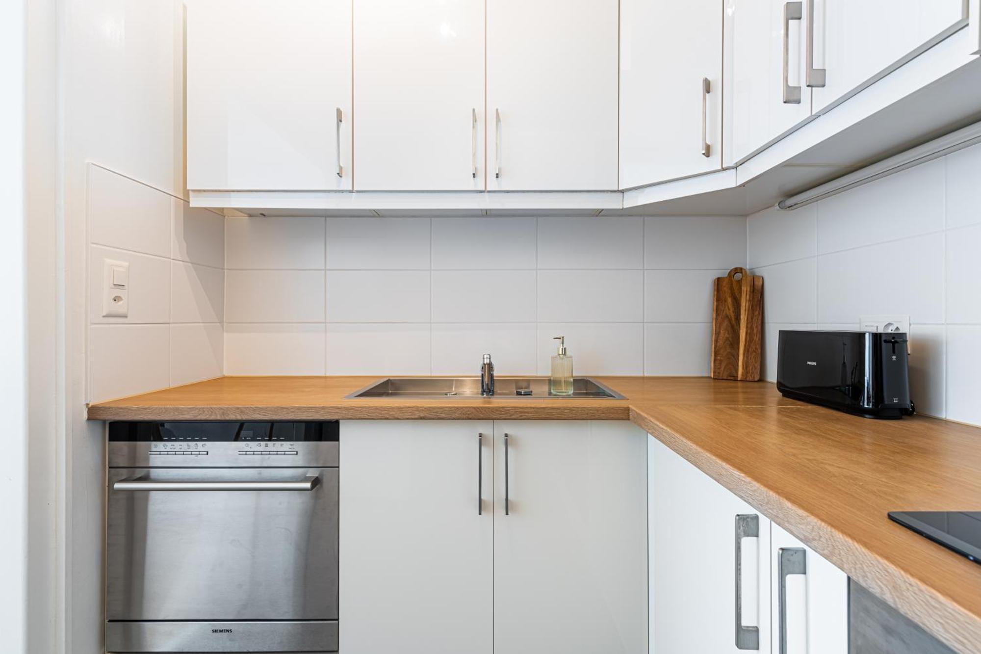 Stylish Lakeside 3 Apartment Genf