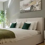 Apartamento Stylish Lakeside 3 *