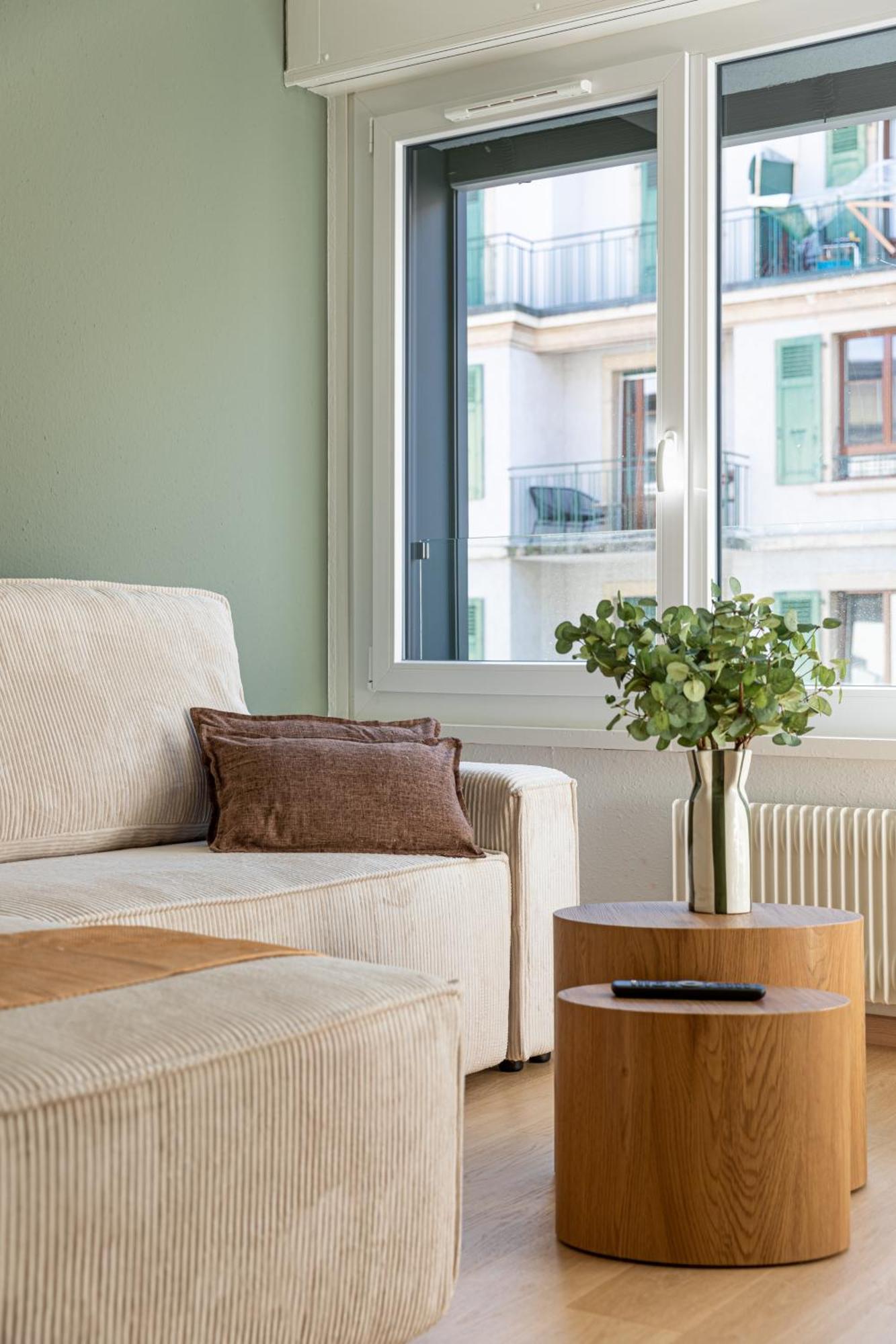 Stylish Lakeside 3 Appartement