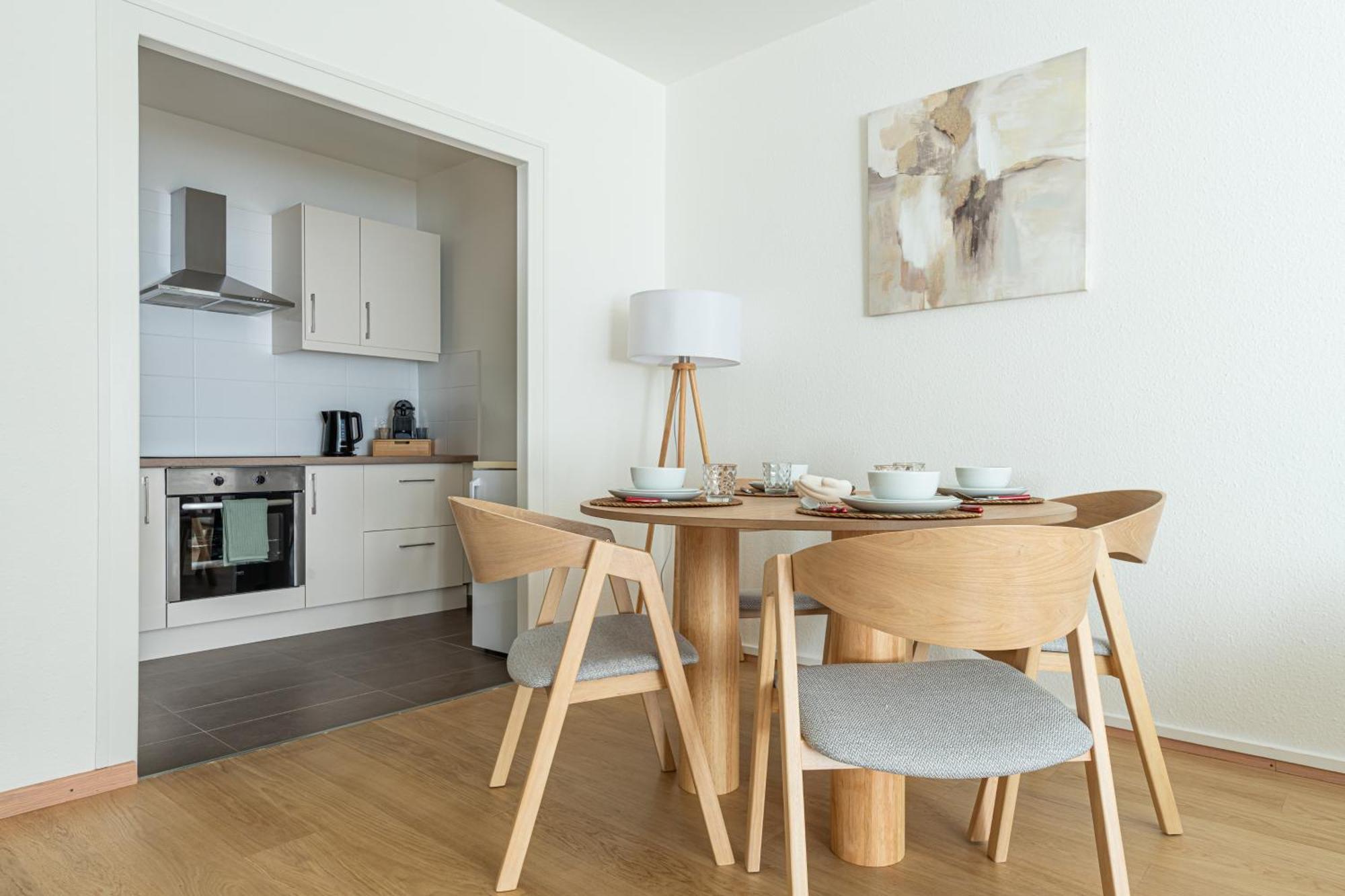 Stylish Lakeside 3 Apartamento *