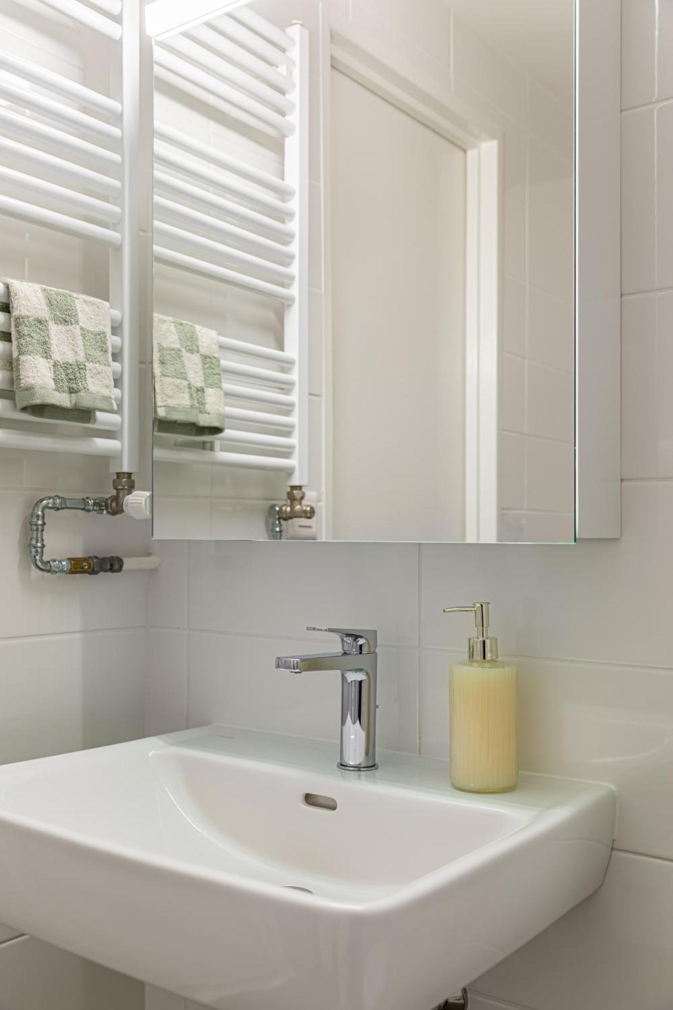 Stylish Lakeside 3 * Ginebra